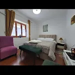 Traditional Bazaar Home2